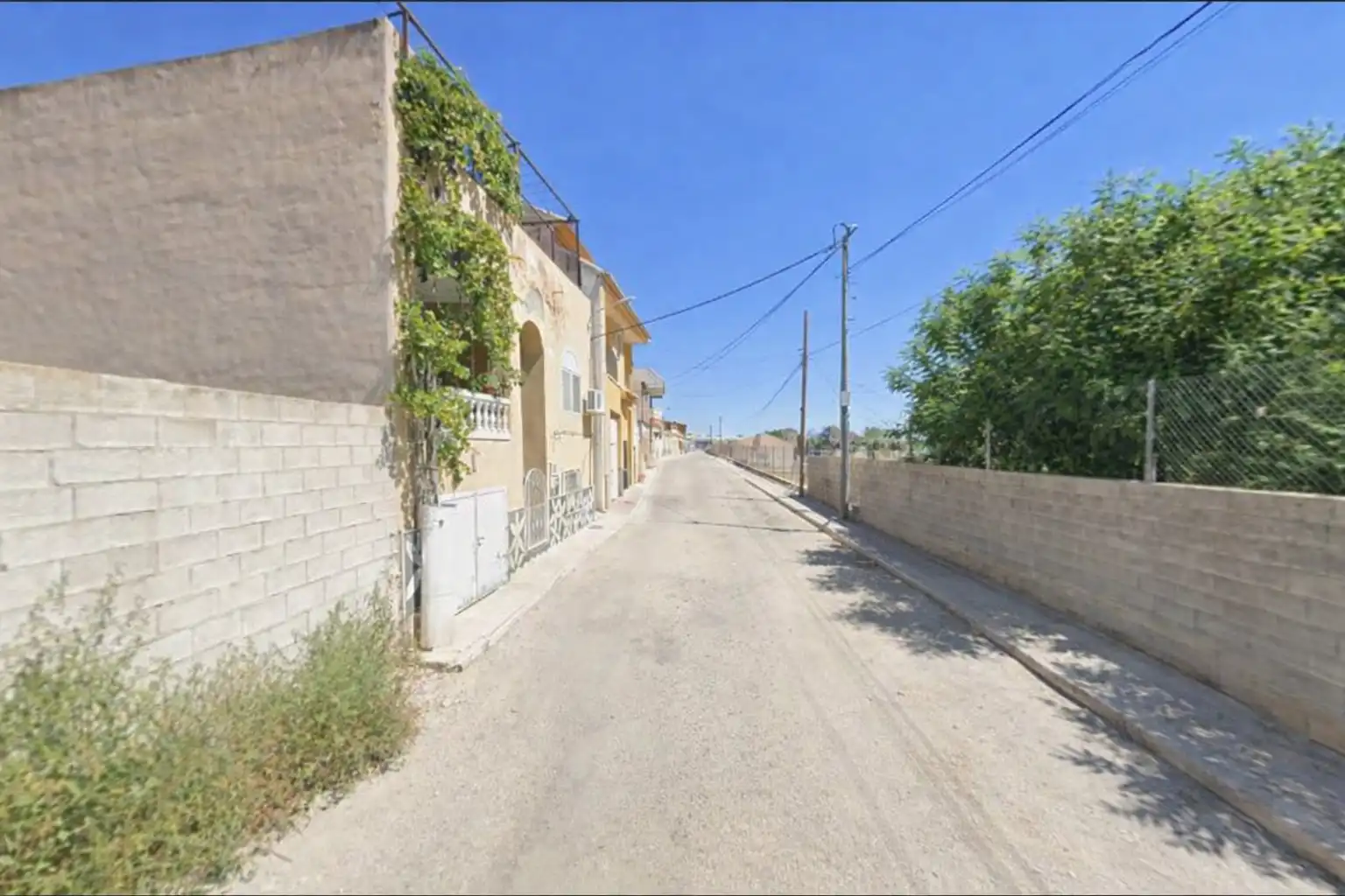 House for sale in Calle del Pino