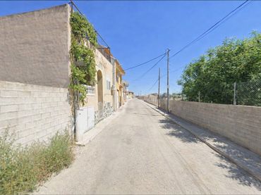 Haus zum Verkauf in Calle del Pino
