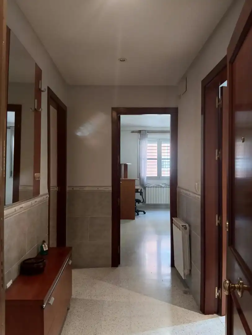 Flat for rent in Granada  with Air Conditioner, Heating and Terrace