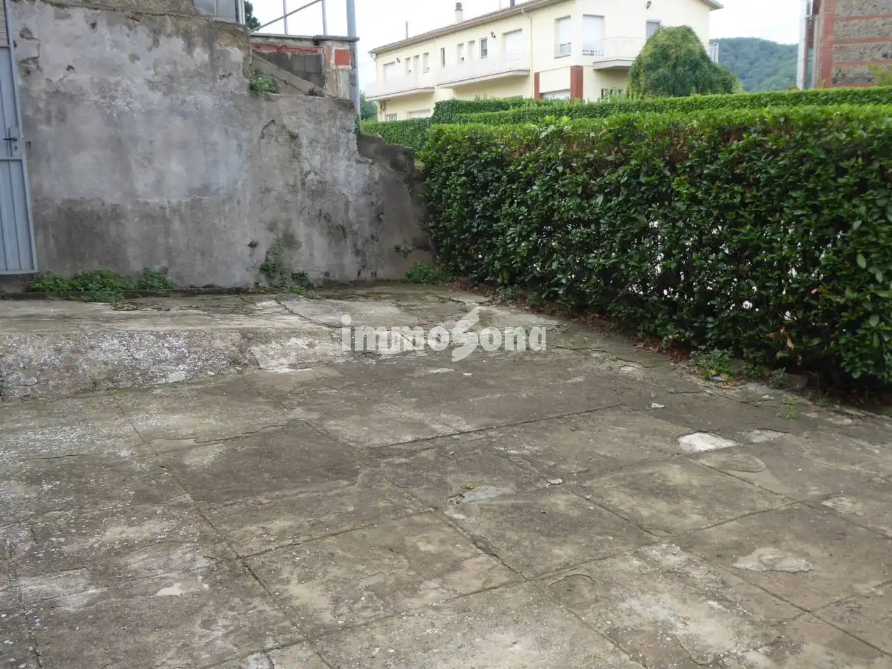 Casa o xalet en venda en Olot amb Jardí privat