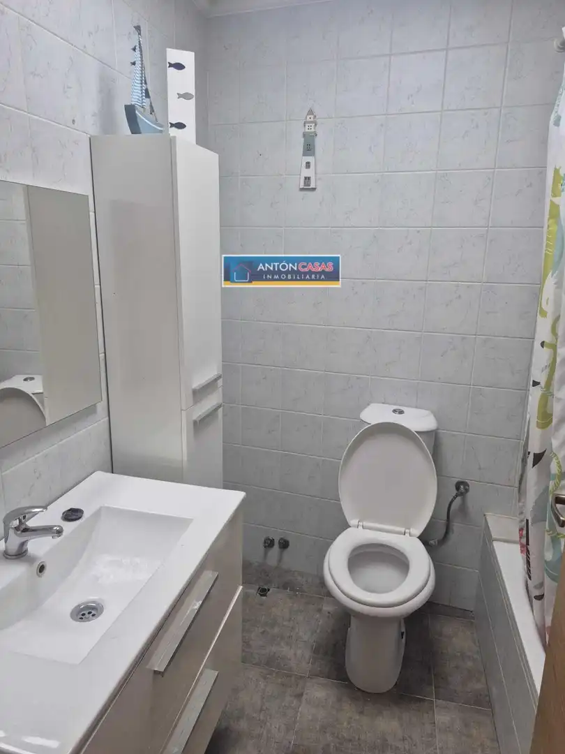 Baño de Piso de alquiler en Monóvar  / Monòver con Aire acondicionado y Amueblado