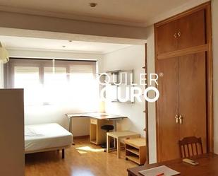 Bedroom of Study to rent in  Madrid Capital  with Air Conditioner