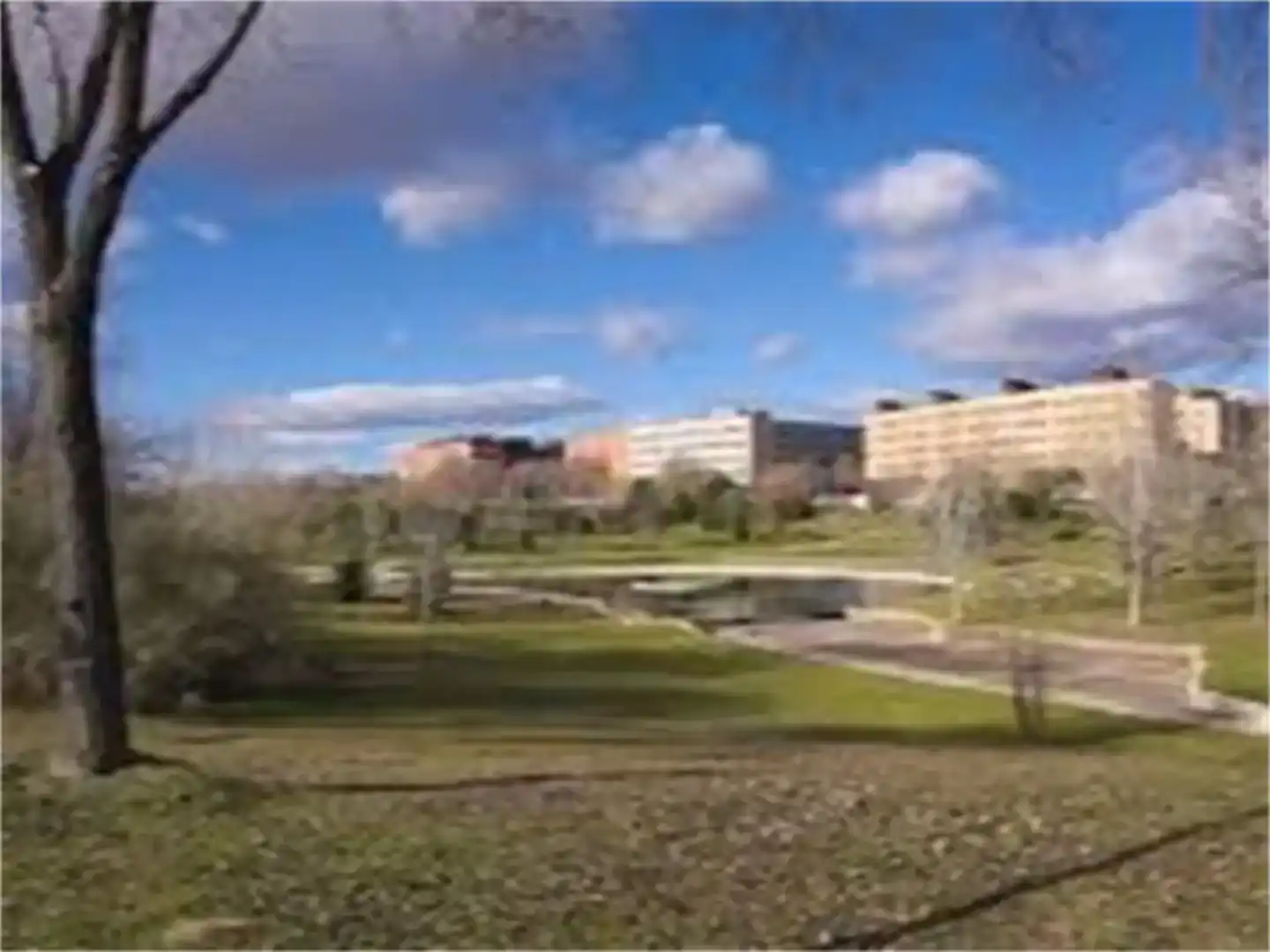 Vista exterior de Pis en venda en Leganés amb Aire condicionat, Jardí privat i Parquet