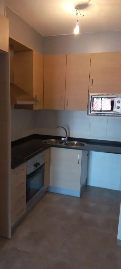 Cocina de Piso en venta en Terrassa con Calefacción, Horno y Microondas