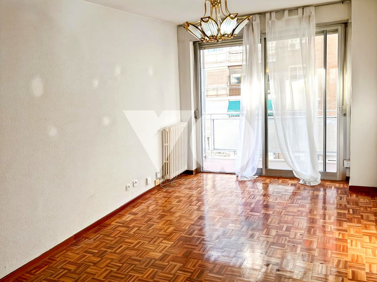 Bedroom of Flat for sale in  Madrid Capital  with Heating, Parquet flooring and Terrace