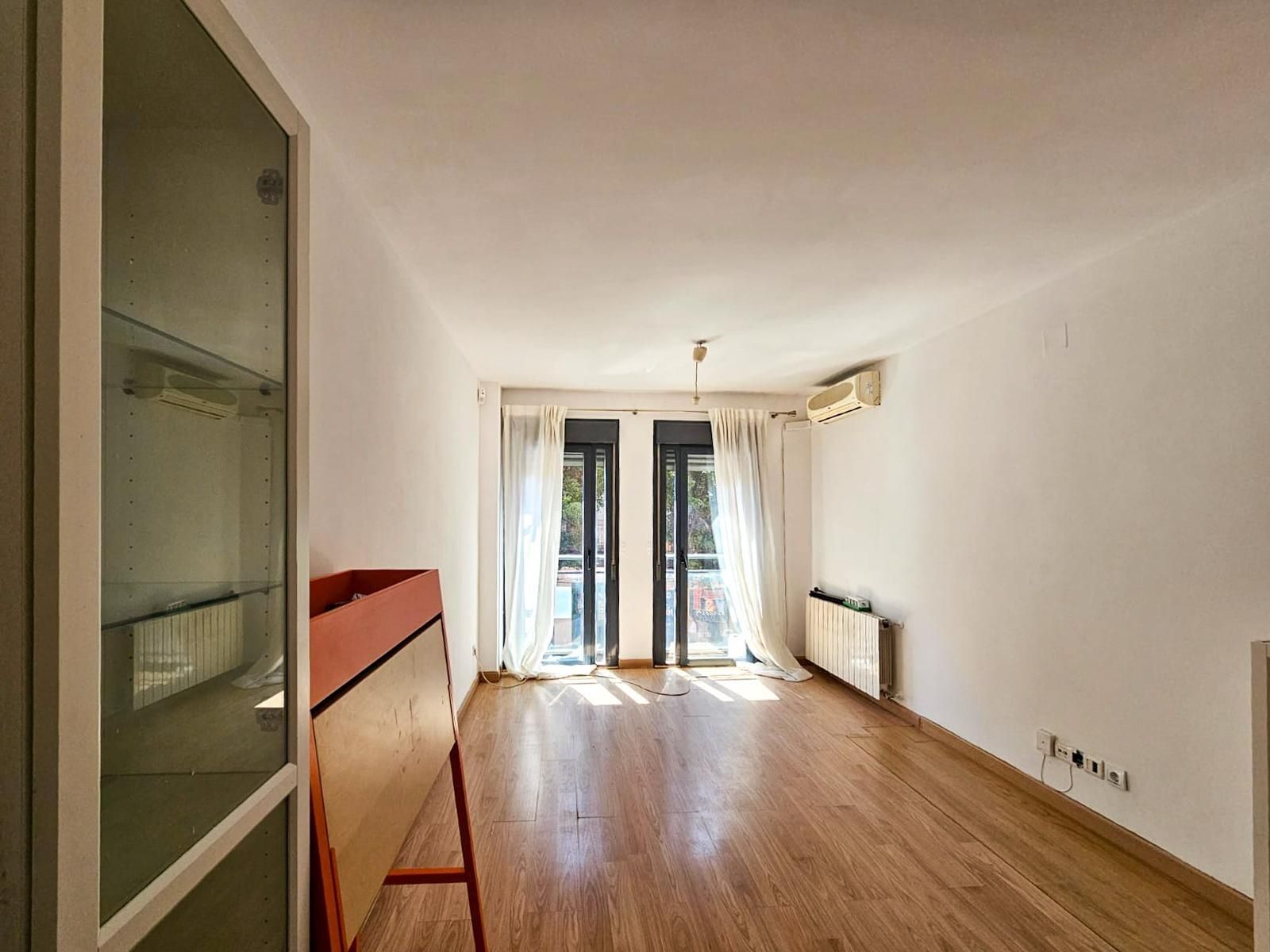 Bedroom of Flat to rent in  Madrid Capital  with Air Conditioner, Heating and Terrace