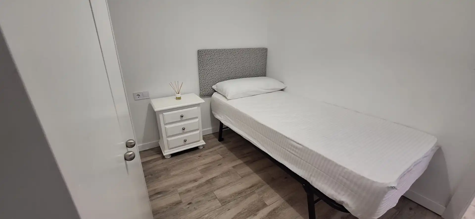 Bedroom of Flat for rent in Málaga  with Furnished, Oven and Washing machine