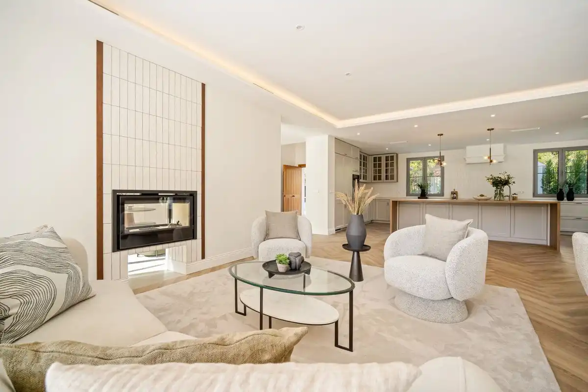 Living room of Detached homes for sale in Benahavís  with Terrace
