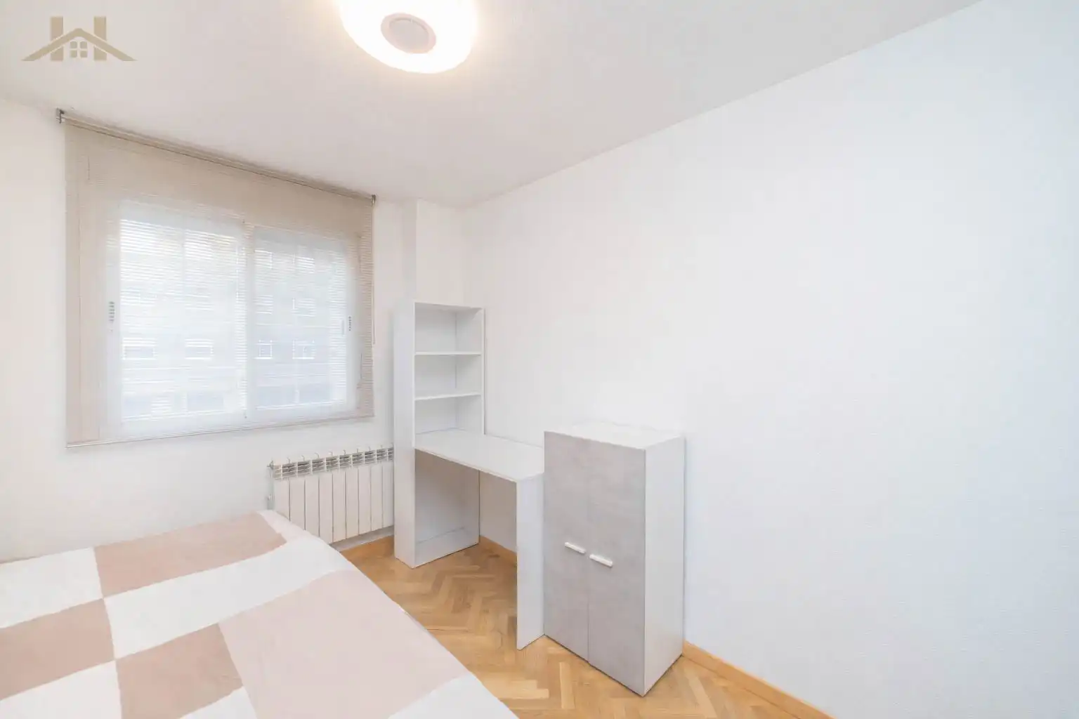 Bedroom of Flat for sale in Móstoles  with Air Conditioner, Heating and Community pool