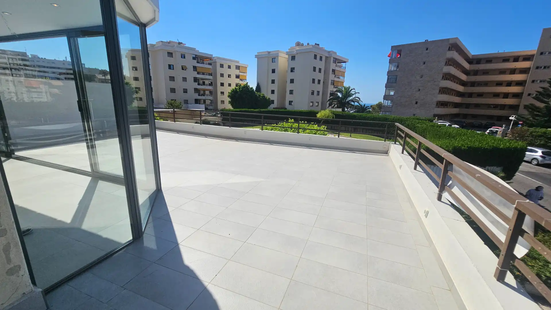 Terrasse von Wohnungen zum Verkauf in Calvià mit Klimaanlage, Heizung und Privatgarten