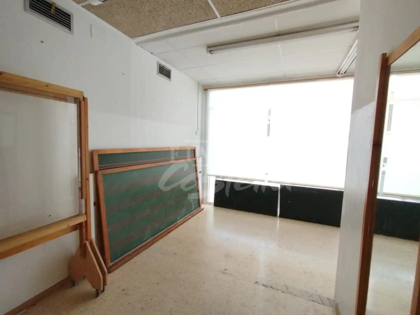 Commercial properties for sale in Mataró  with Air Conditioner and Heating