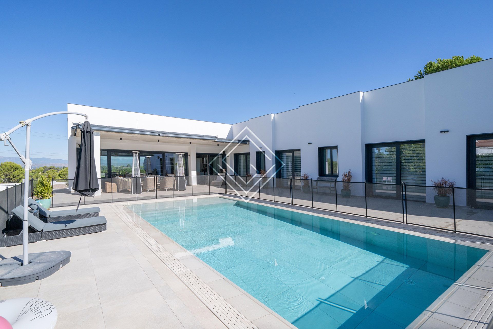 Swimming pool of House or chalet to rent in Villaviciosa de Odón  with Air Conditioner, Heating and Private garden