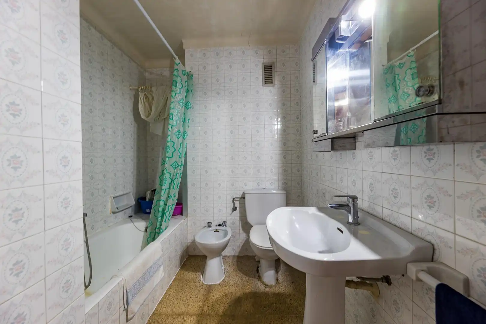 Baño de Piso en venta en  Palma de Mallorca con Terraza y Balcón