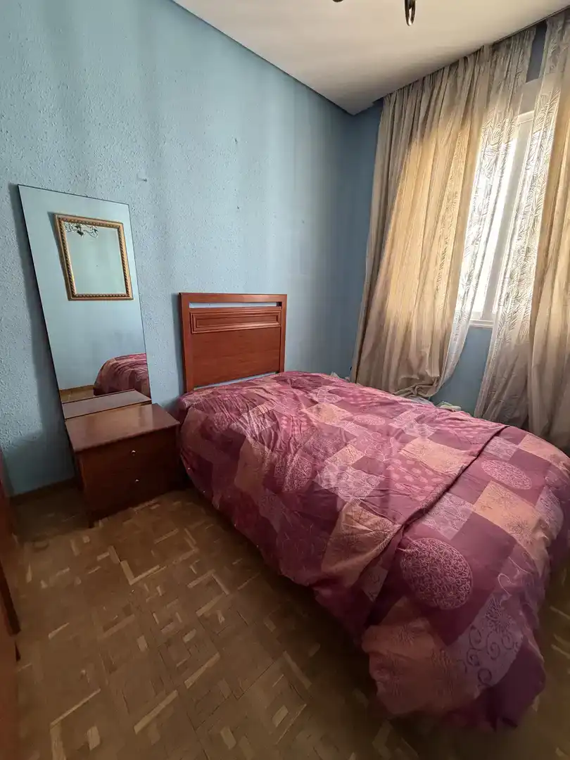 Bedroom of Attic for sale in  Madrid Capital  with Air Conditioner and Balcony