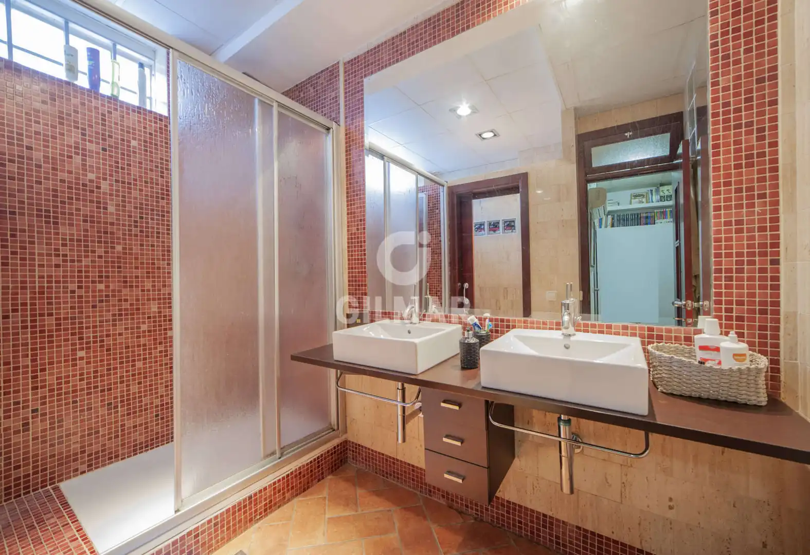 Baño de Casa adosada en venta en Sevilla con Calefacción