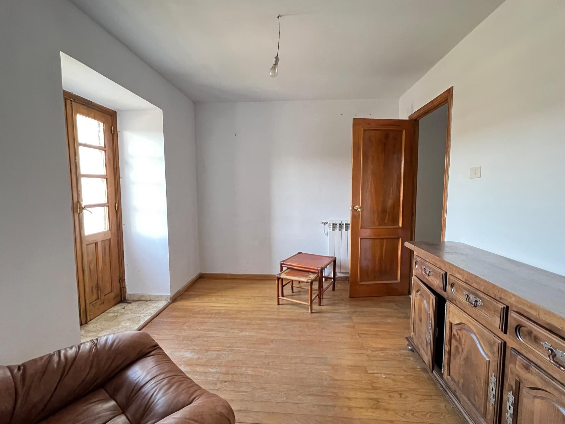 Sala d'estar de Casa o xalet en venda en Bande amb Calefacció, Jardí privat i Balcó