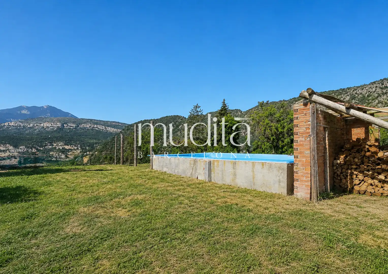 Piscina de Finca rústica en venda en Guardiola de Berguedà amb Calefacció i Terrassa