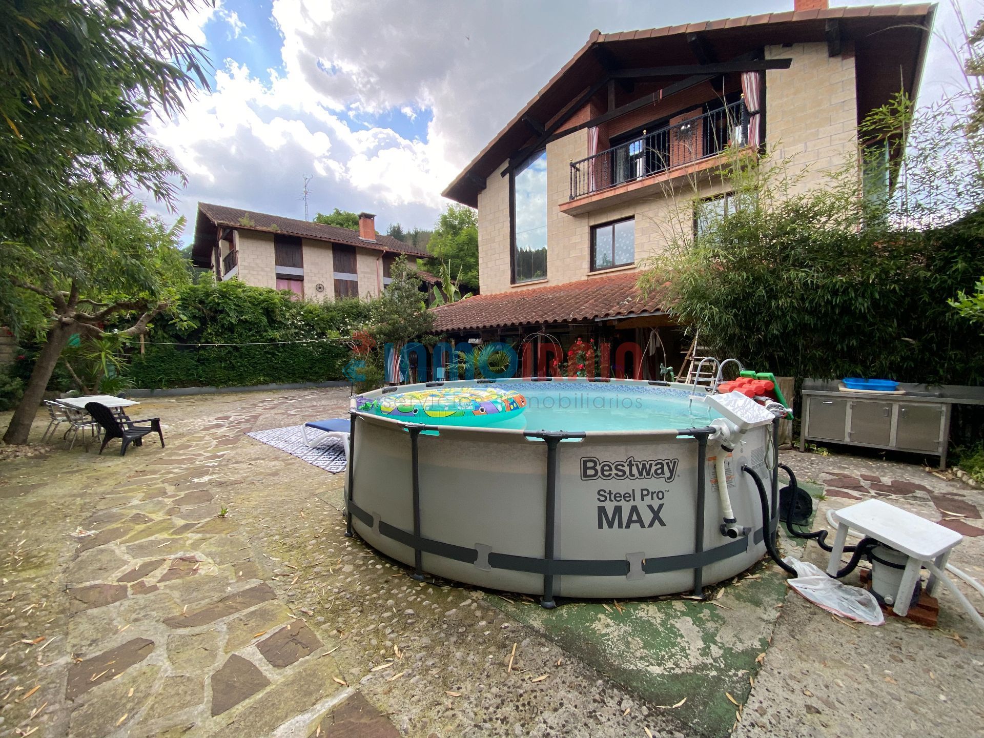 Piscina de Casa o xalet en venda en Mutiloa amb Calefacció, Jardí privat i Traster