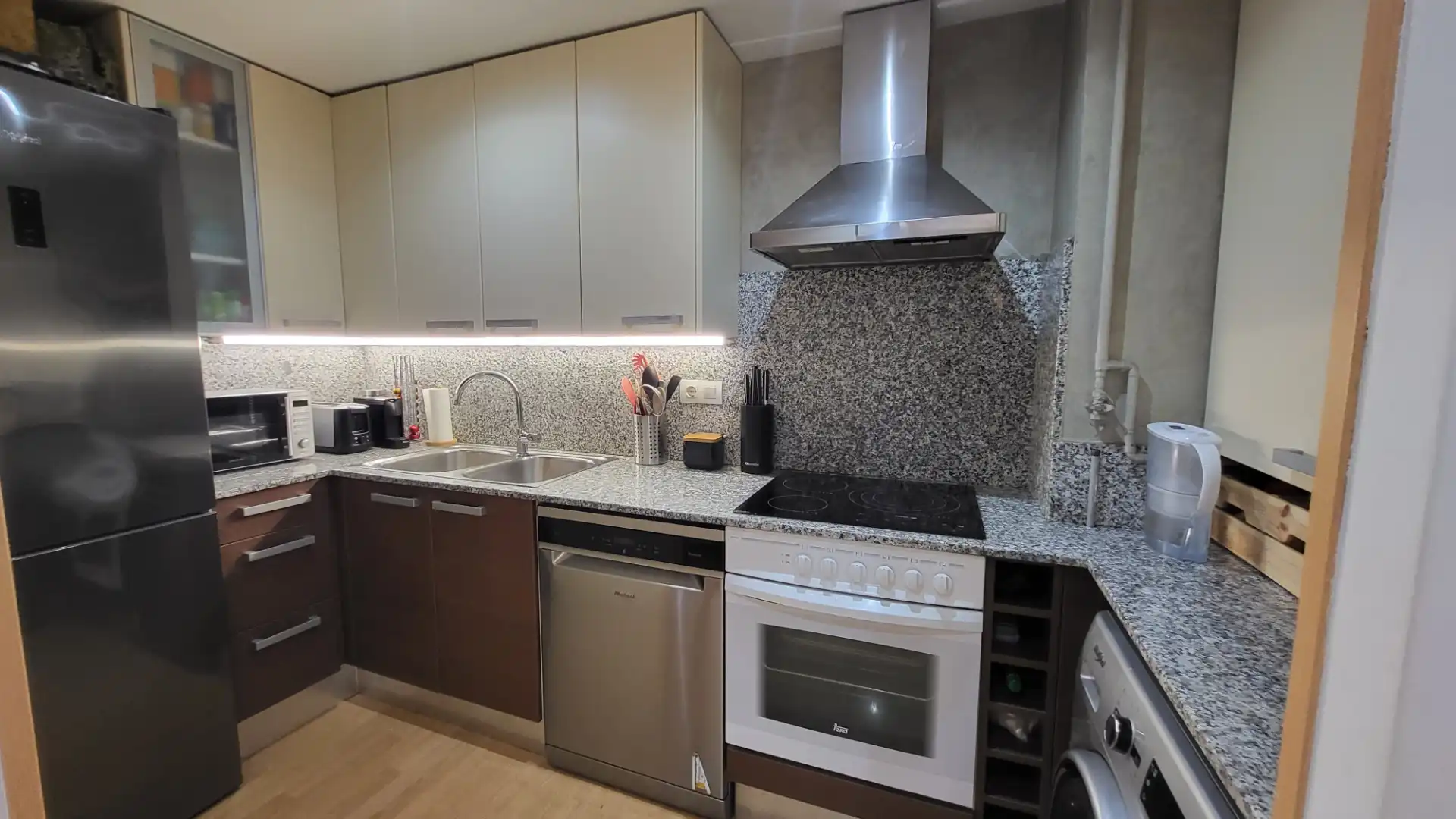 Cocina de Piso en venta en Cerdanyola del Vallès con Aire acondicionado, Calefacción y Parquet