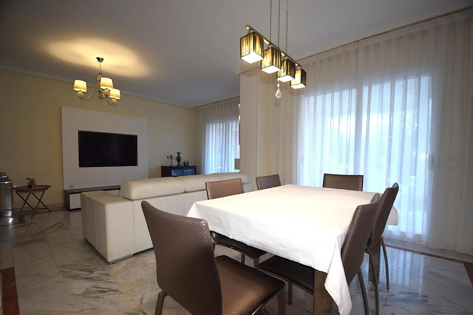 Semi-detached house with pool for sale in Calle de los Eucaliptos, imagen 11