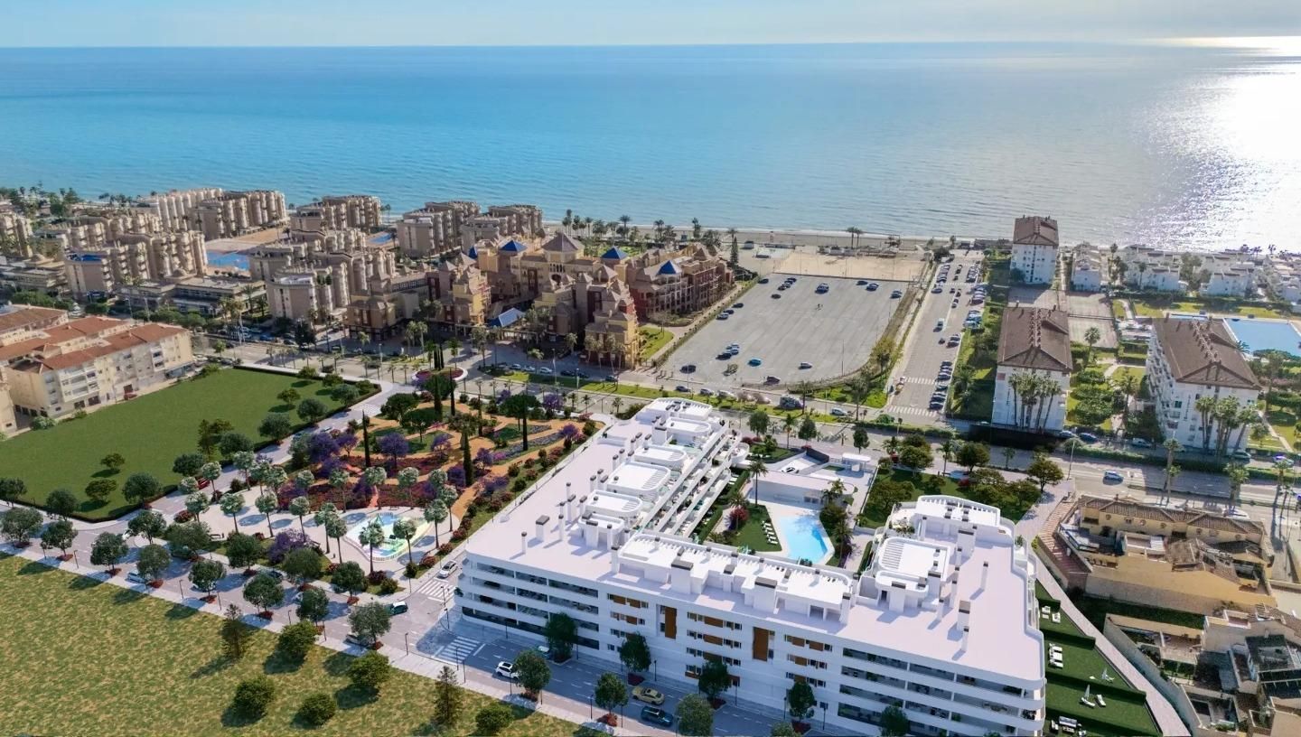 Vista exterior de Planta baixa en venda en Torrox amb Terrassa, Traster i Piscina comunitària