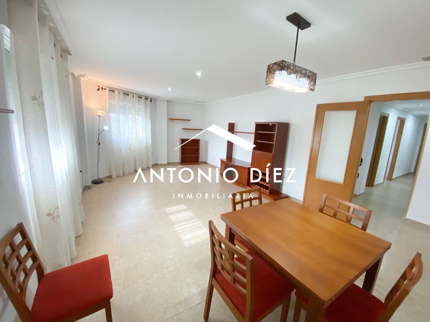 Menjador de Pis en venda en Aspe amb Aire condicionat, Calefacció i Terrassa