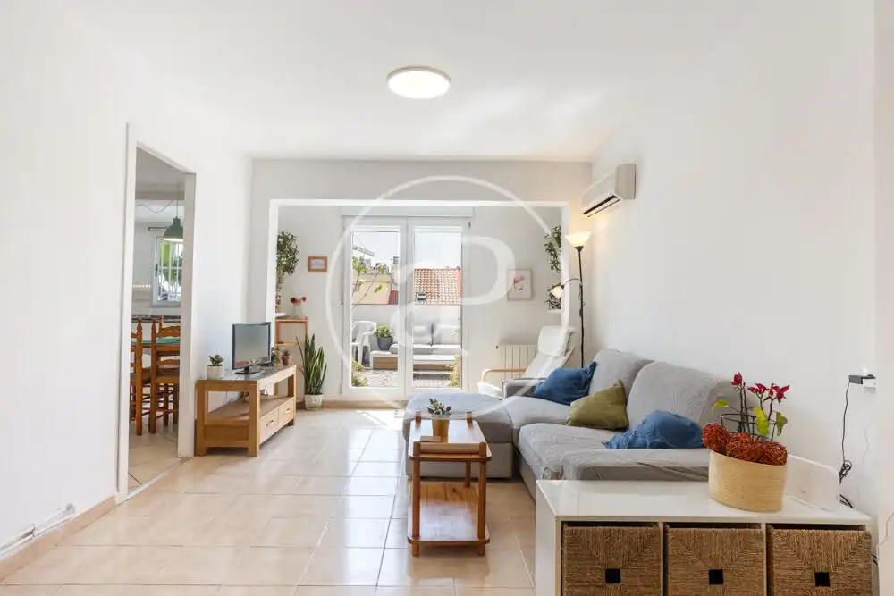 Sala d'estar de Àtic de lloguer en Valencia amb Aire condicionat, Calefacció i Terrassa