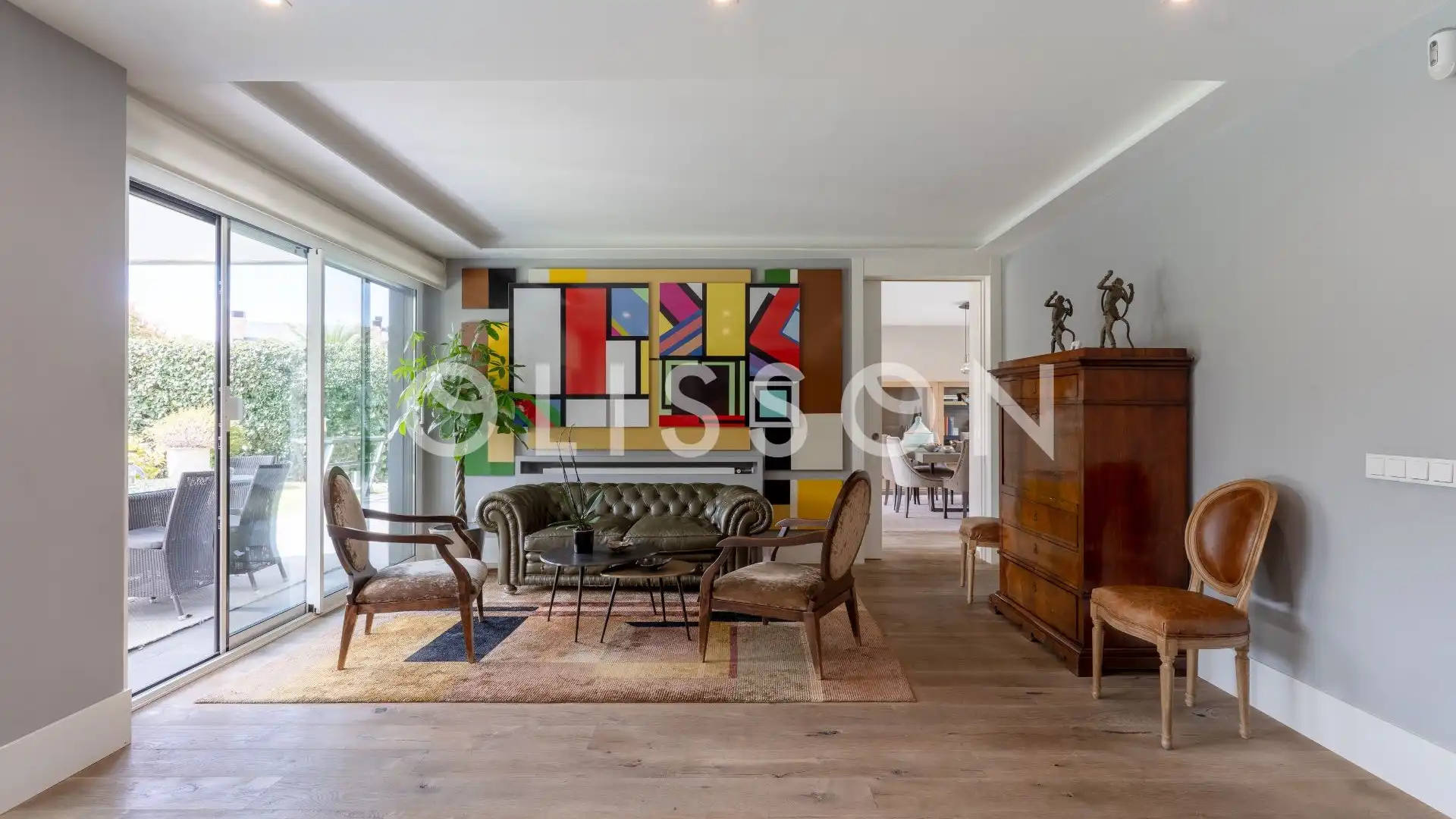 Sala d'estar de Casa o xalet en venda en La Moraleja amb Aire condicionat, Calefacció i Jardí privat