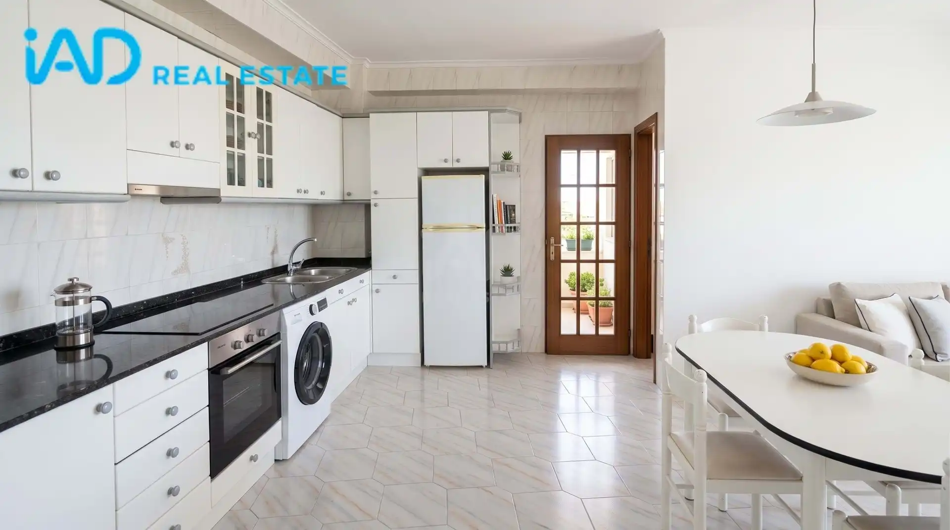 Küche von Wohnung zum Verkauf in Leza mit Heizung