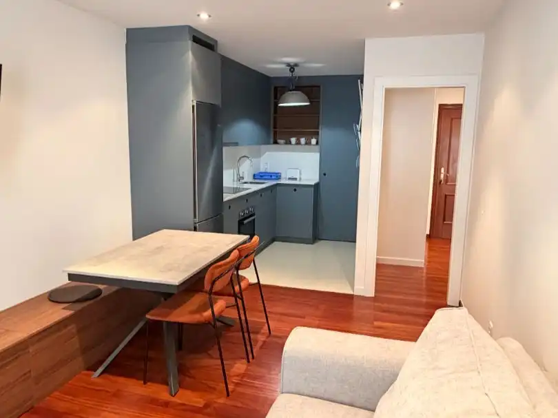 Cocina de Piso de alquiler en Oroso con Parquet, Amueblado y Horno