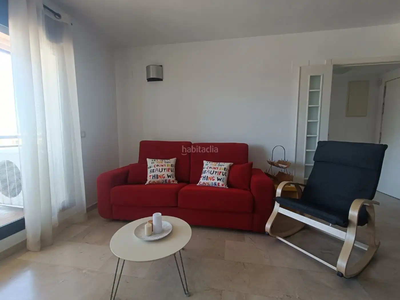 Flat with pool to rent in Carrer de Lanzarote 6