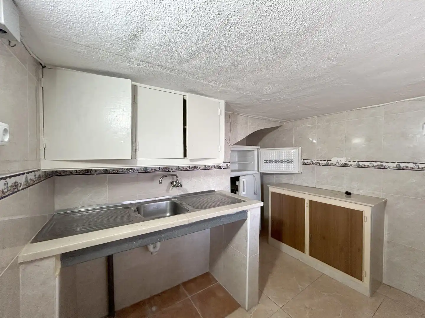 House for sale in Calle de Elda, imagen 2