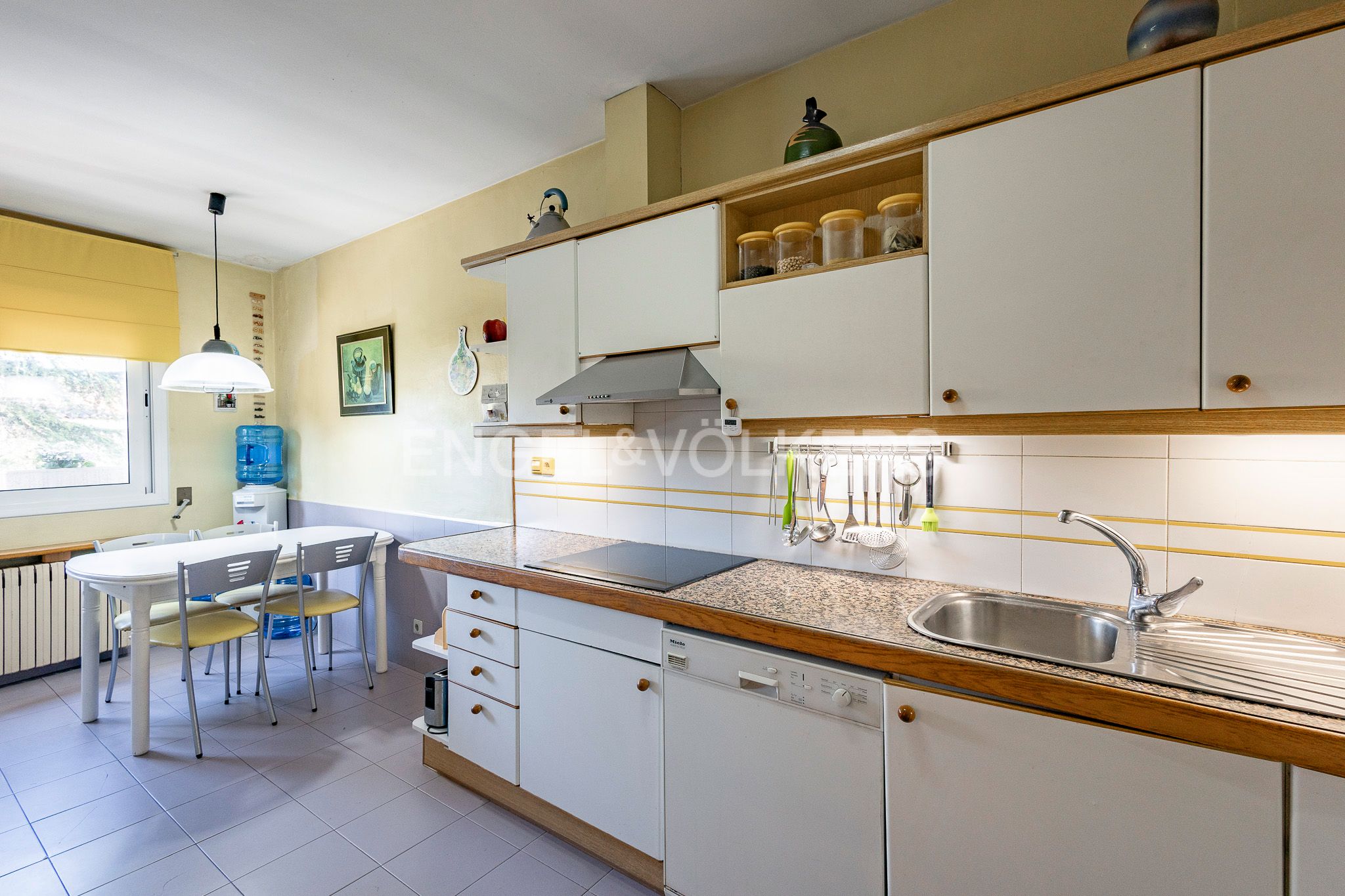 Cuina de Casa adosada en venda en Granollers amb Aire condicionat, Calefacció i Terrassa