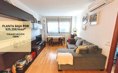 Living room of Planta baja for sale in Terrassa  with Air Conditioner, Heating and Parquet flooring