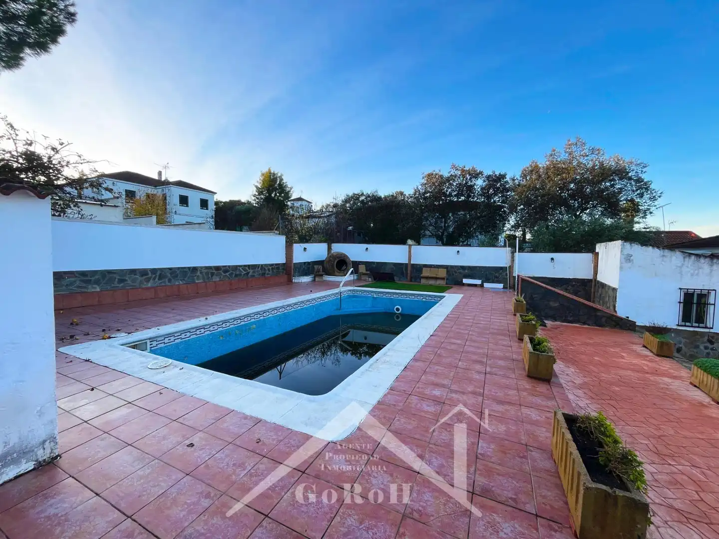 Piscina de Casa o xalet en venda en Castilblanco de los Arroyos amb Aire condicionat, Jardí privat i Terrassa