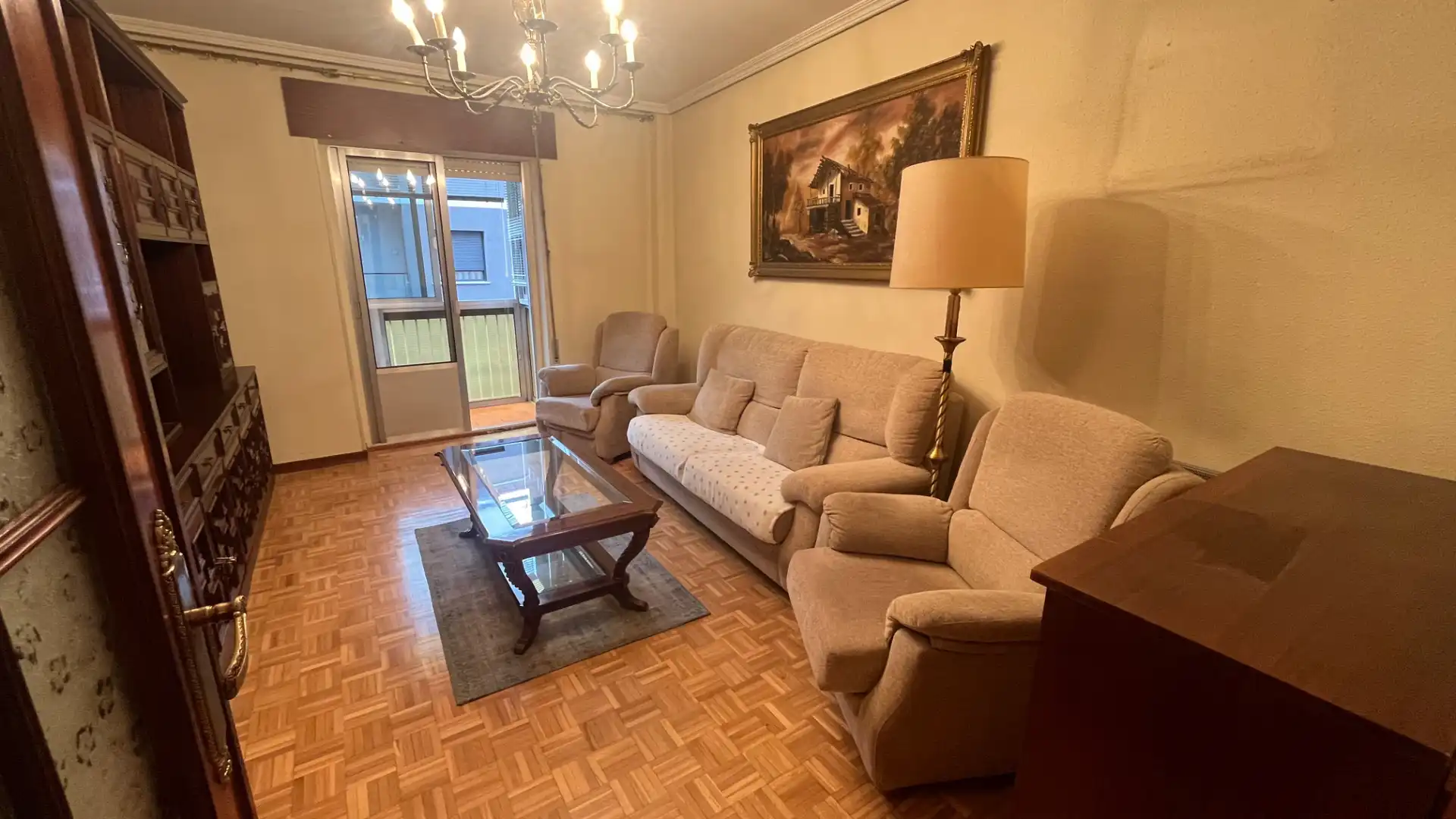 Living room of Flat for sale in Valladolid  with Heating and Parquet flooring