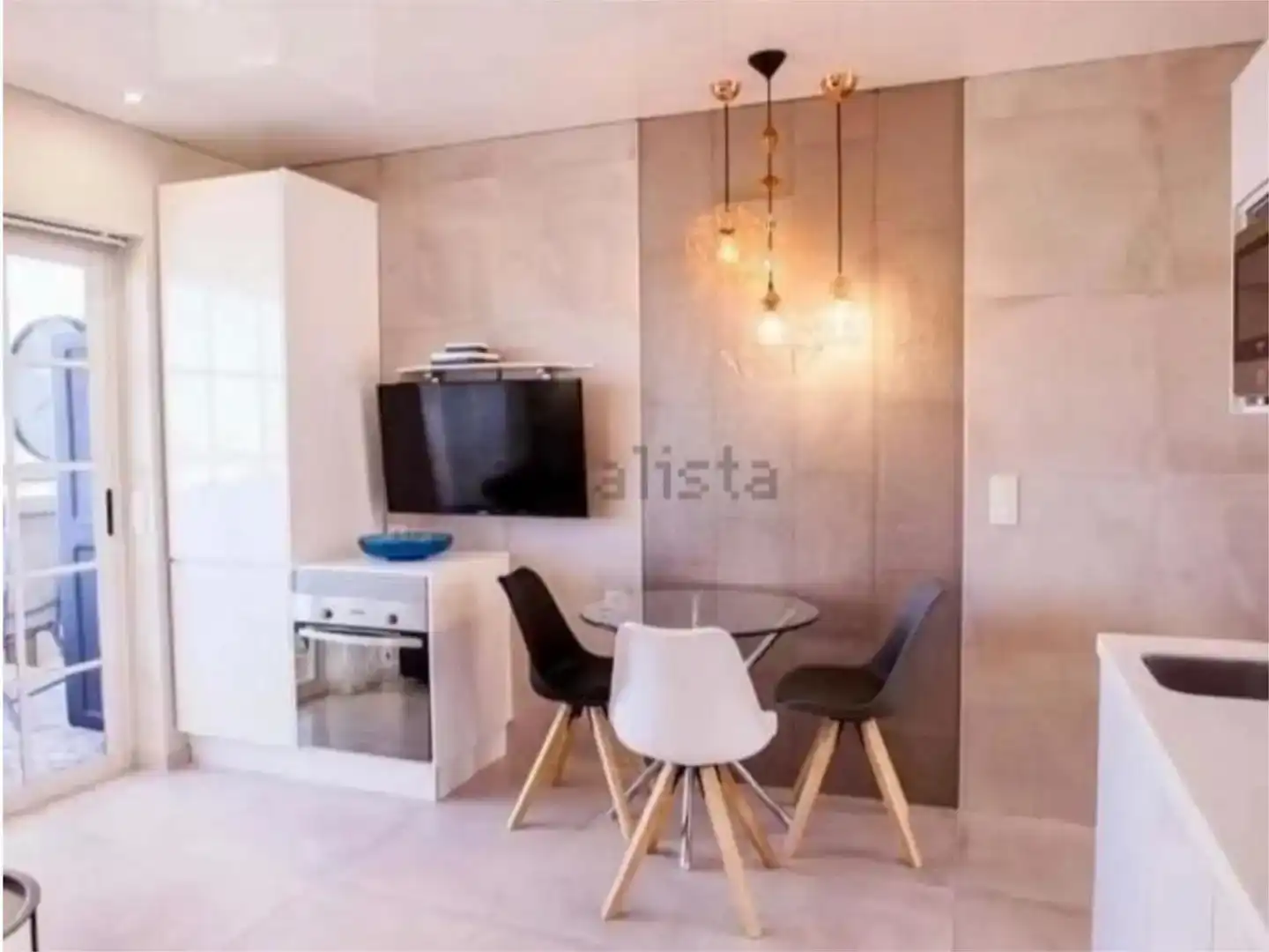 Living room of Flat for rent in Adeje  with Air Conditioner, Swimming Pool and Balcony