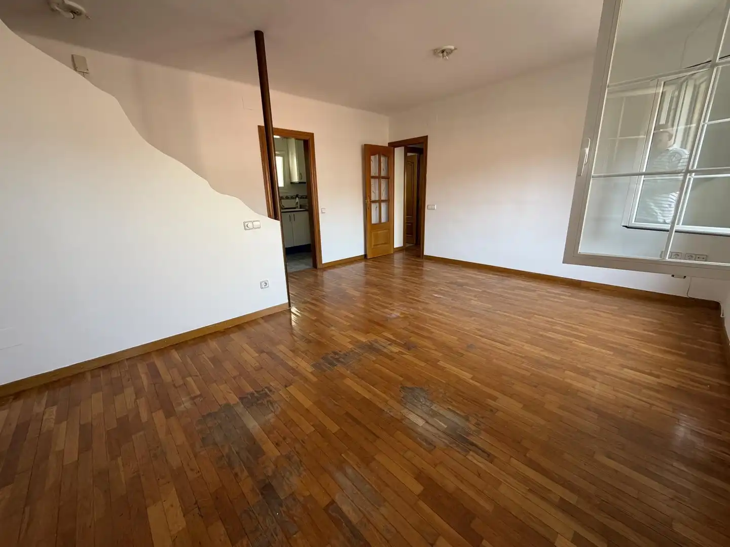 Living room of Flat for sale in Sabadell  with Oven
