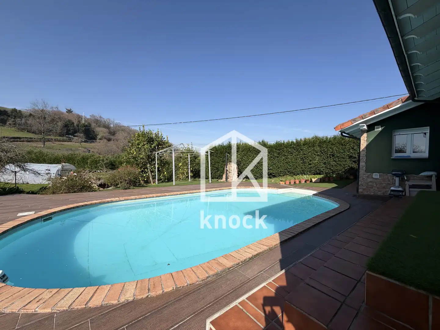 Piscina de Casa o xalet en venda en Langreo amb Calefacció, Terrassa i Traster