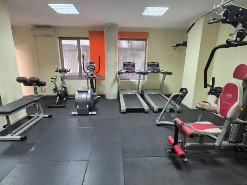 Flat for rent in Madrid  with Air Conditioner, Heating and Furnished