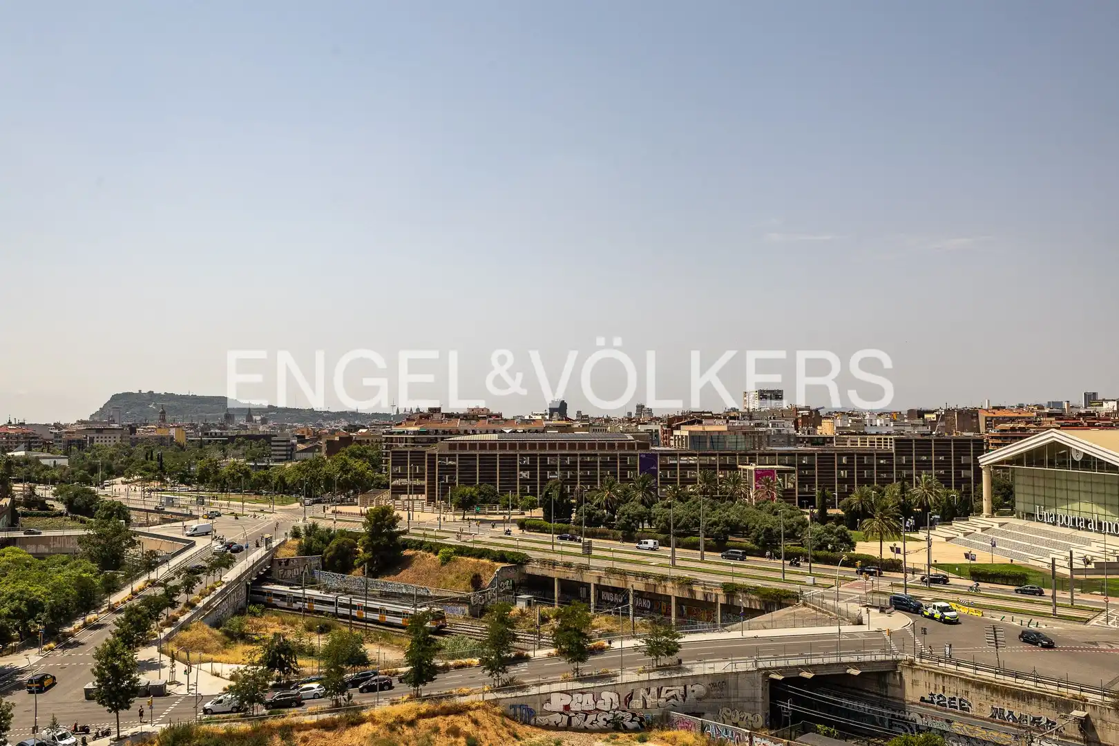 Vista exterior de Piso de alquiler en Barcelona con Aire acondicionado, Calefacción y Parquet