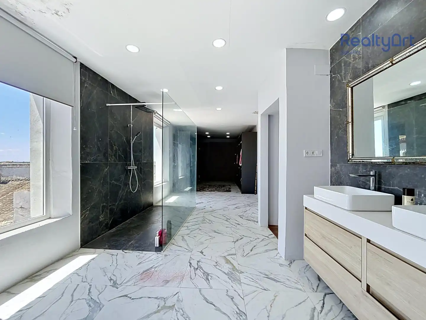 Baño de Finca rústica en venta en Bollullos de la Mitación con Jardín privado y Piscina