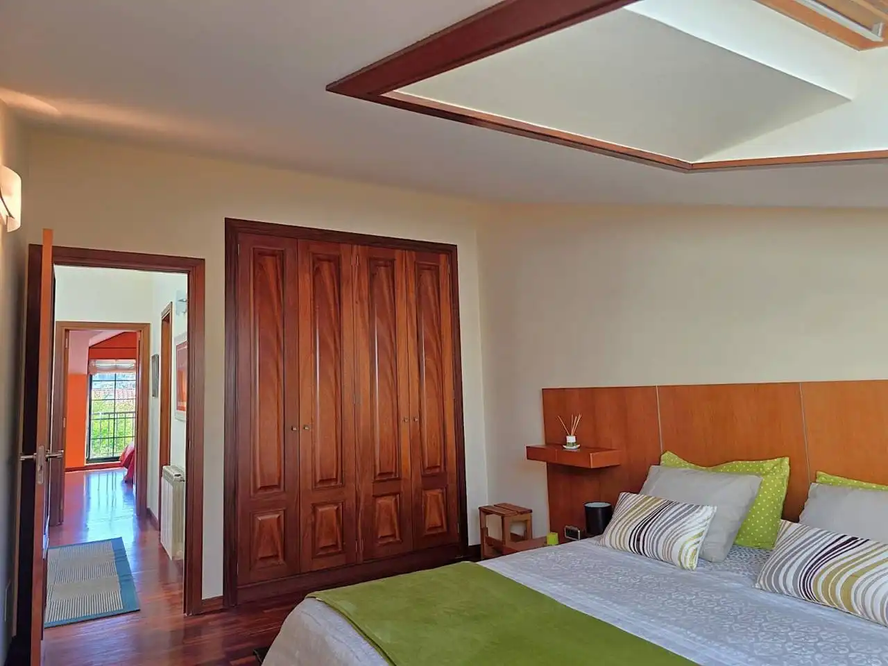 Schlafzimmer von Einfamilien-Reihenhaus zum Verkauf in Sada (A Coruña) mit Klimaanlage, Heizung und Privatgarten