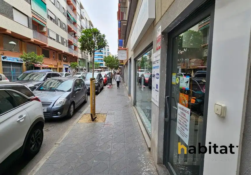 Gewerbefläche zum Verkauf in Carrer de Sevilla, imagen 4
