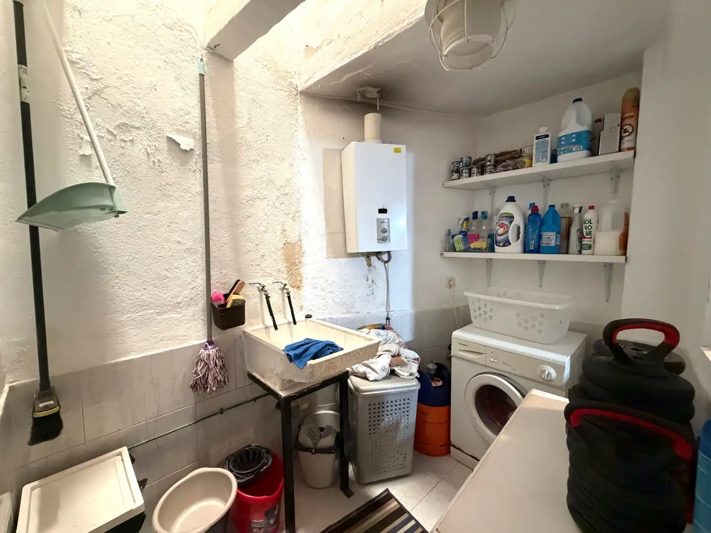 Wohnung zum Verkauf in Álora mit Klimaanlage, Terrasse und Abstellraum
