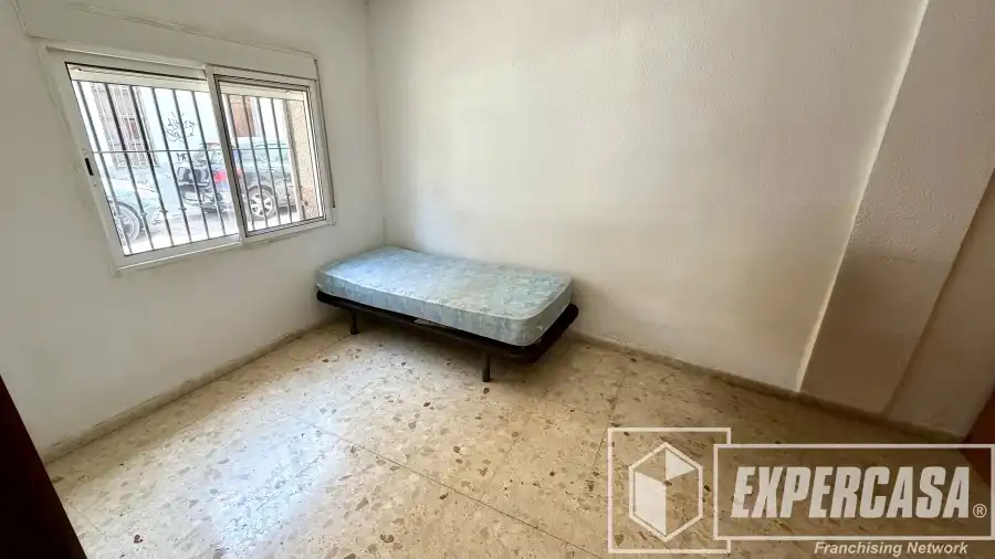 Dormitori de Casa o xalet en venda en Alaquàs amb Terrassa