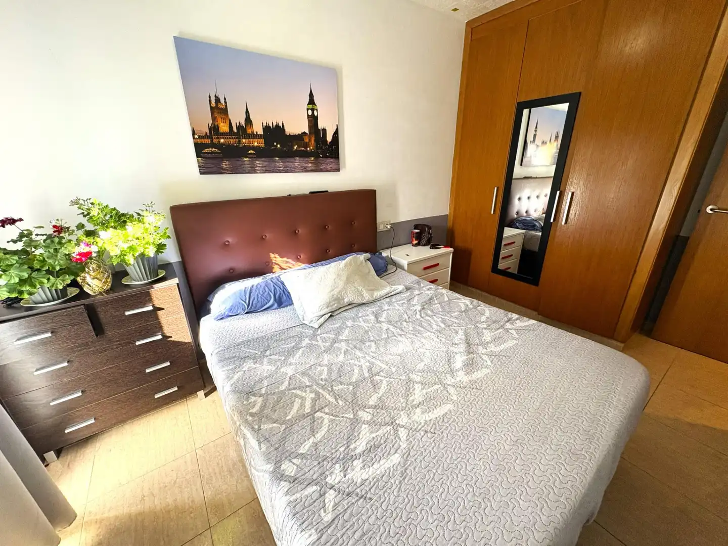 Flat with terrace for sale in PIRINEUS 13, imagen 3