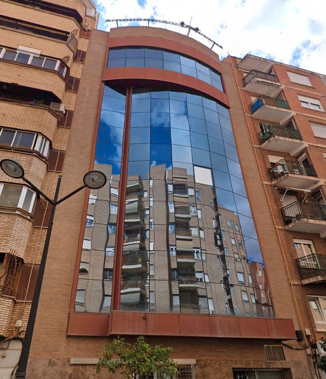 Vista exterior de Edificio en venta en  Valencia Capital