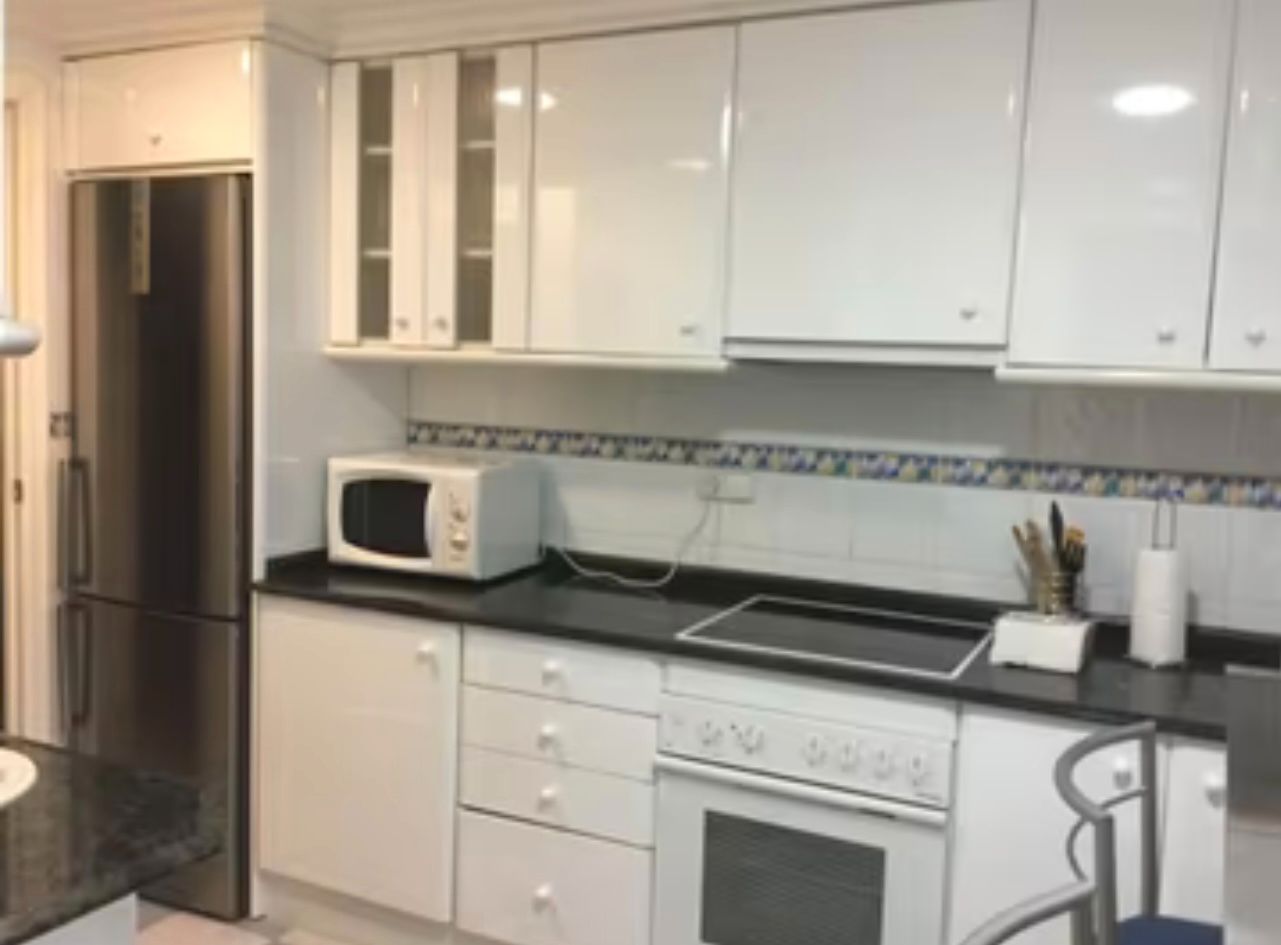 Cocina de Piso en venta en Alicante / Alacant con Aire acondicionado, Calefacción y Amueblado