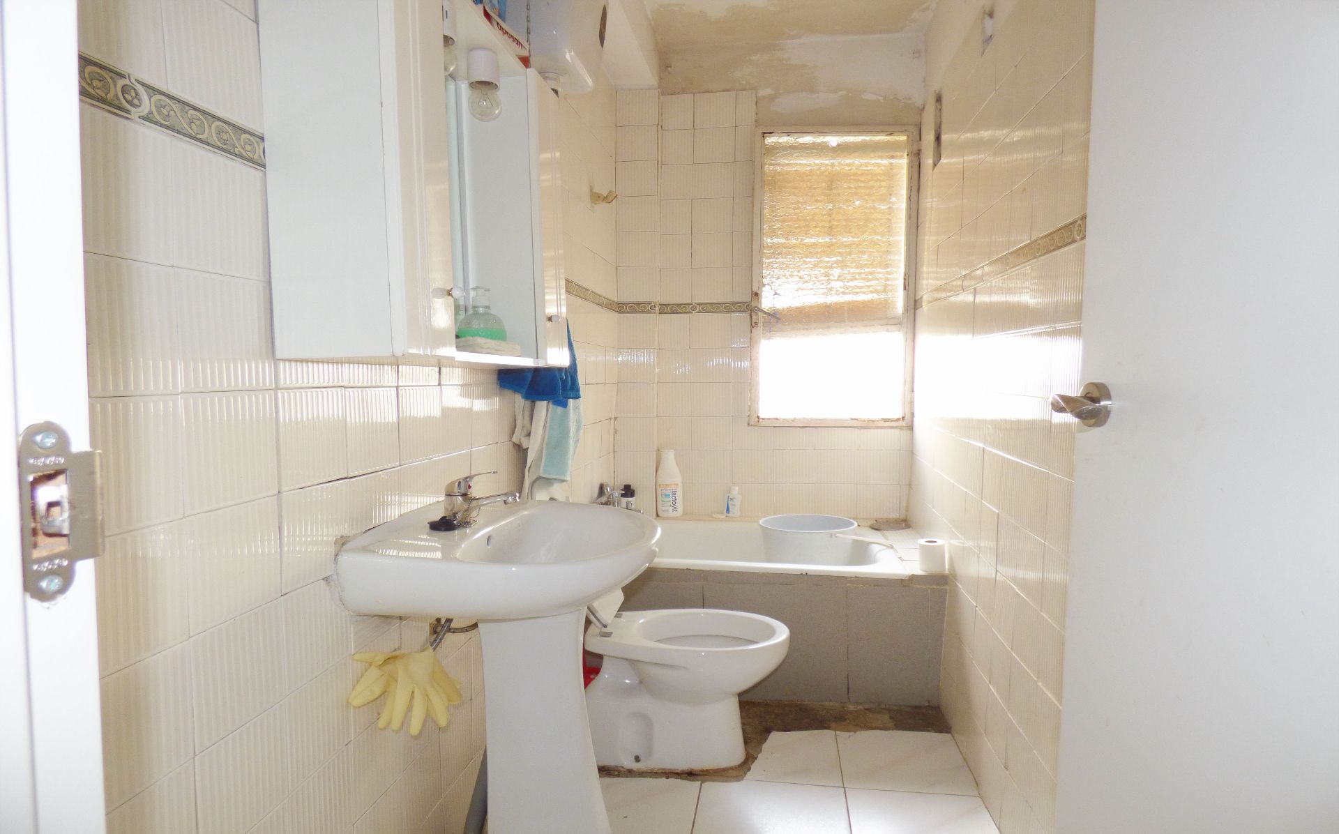 Bathroom of Flat for sale in  Madrid Capital  with Terrace and Balcony